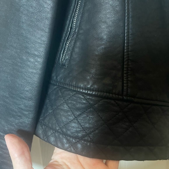 Faux leather jacket - Picture 4 of 5
